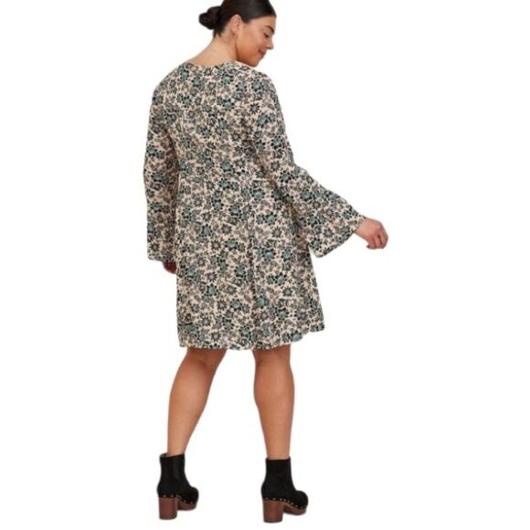Torrid Mini Gauze Floral Lace-Up Skater Dress Bell Sleeve Size 2X - Picture 2 of 16
